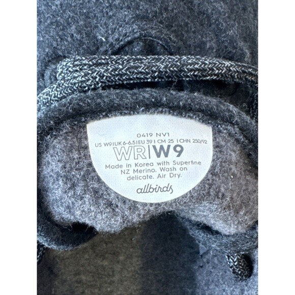 Allbirds Wool Runner TikTok Special Edition Sneakers Women’s  Size 9 Gray - Picture 8 of 8